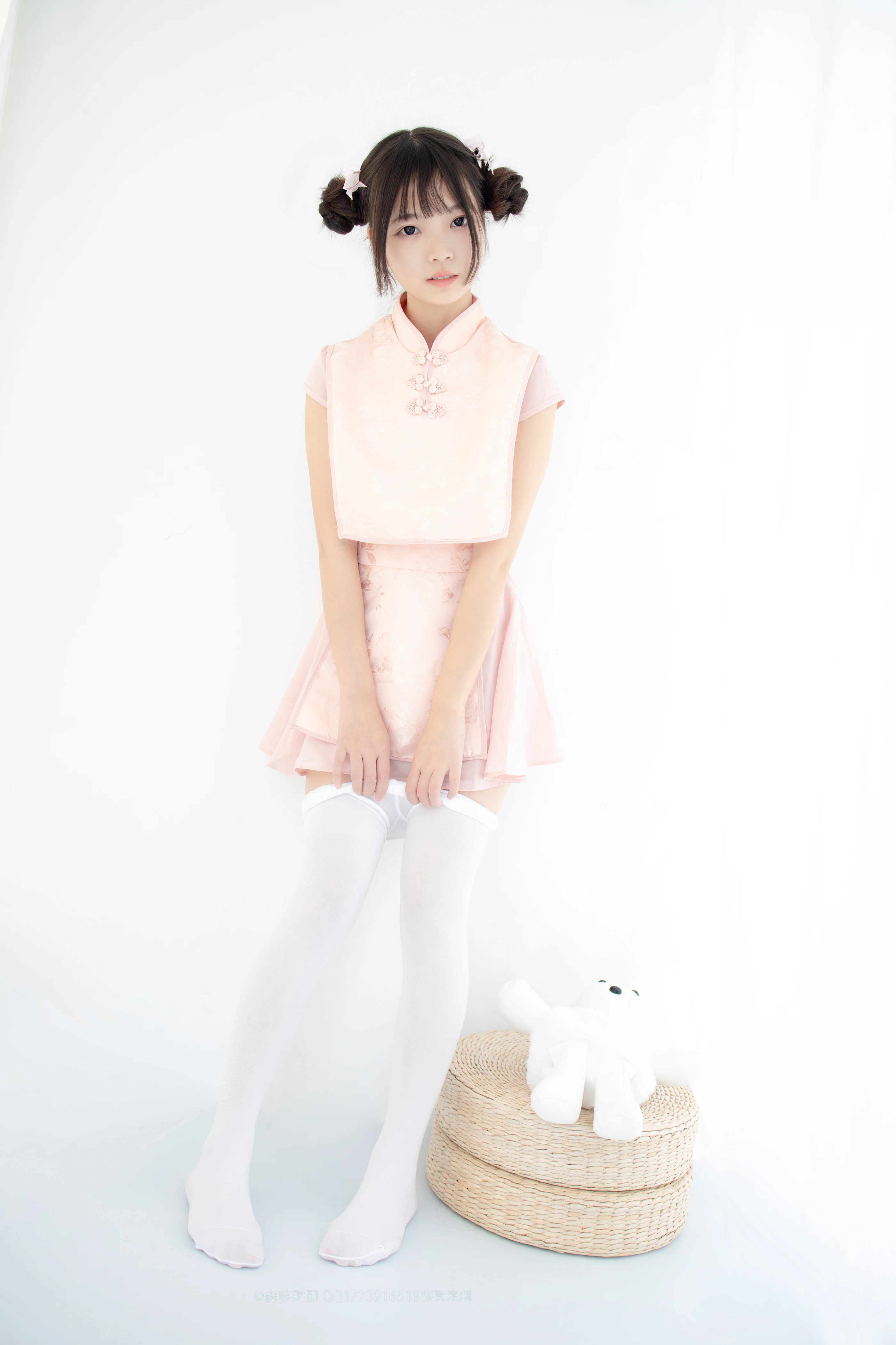 森萝财团 X-052 [66P 1V]插图1